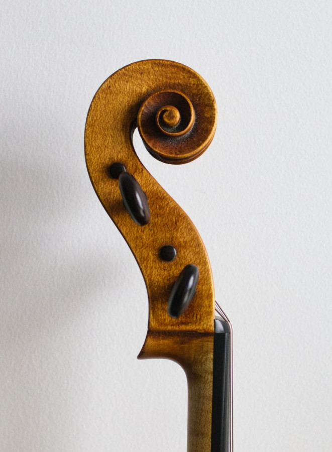 Instrument Sale Antonio & Hieronymus Amati 1616 viola model by John Dilworth